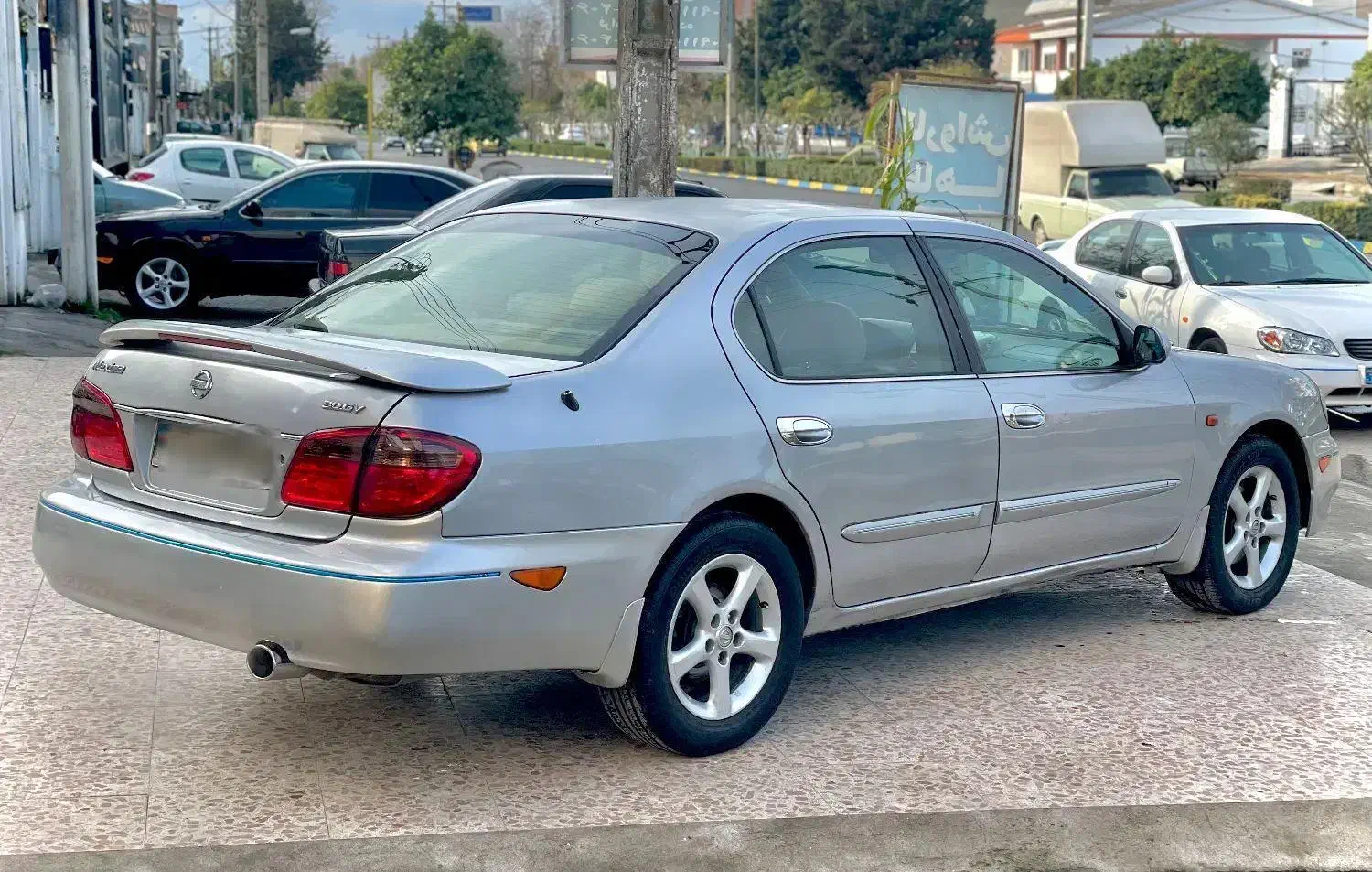 ماکسیما مدل ۸۳ اتومات|خودرو سواری و وانت|آمل, |دیوار