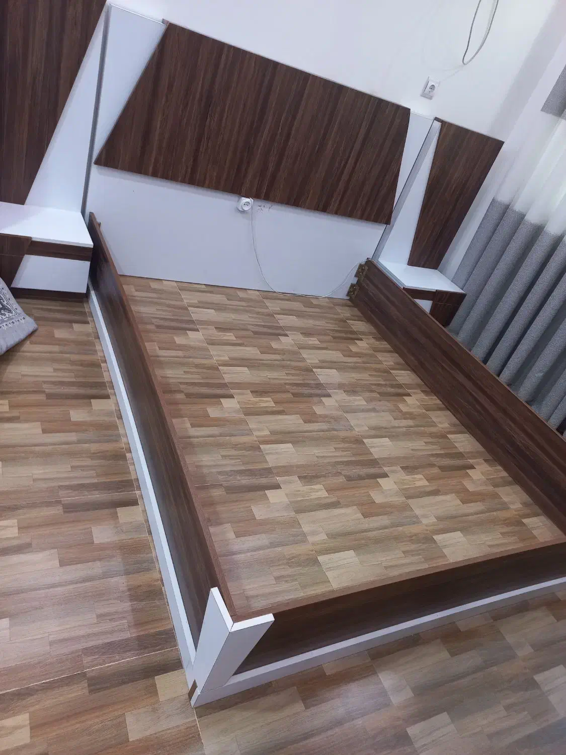 سرویس خواب تمام ام دی اف در حد نو|تخت و سرویس خواب|برازجان, |دیوار