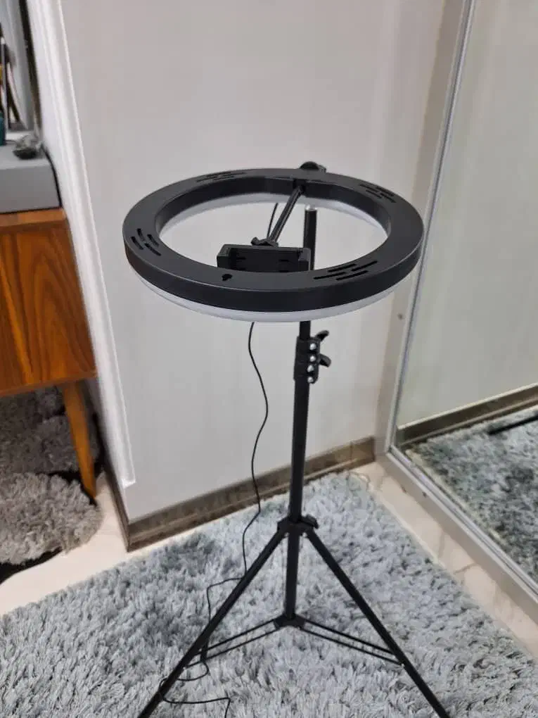 رینگ لایت|دوربین عکاسی و فیلمبرداری|کرج, گوهردشت|دیوار