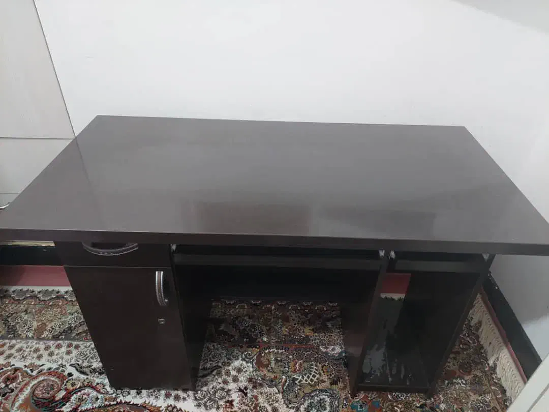 میز تحریر MDF در حد نو|میز تحریر و کامپیوتر|بندرعباس, |دیوار