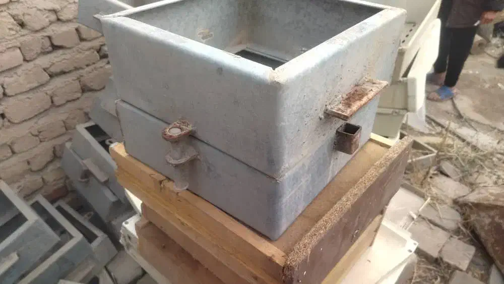 درجه قالبگیری و ریخته گری|ابزارآلات|ری, علایین|دیوار