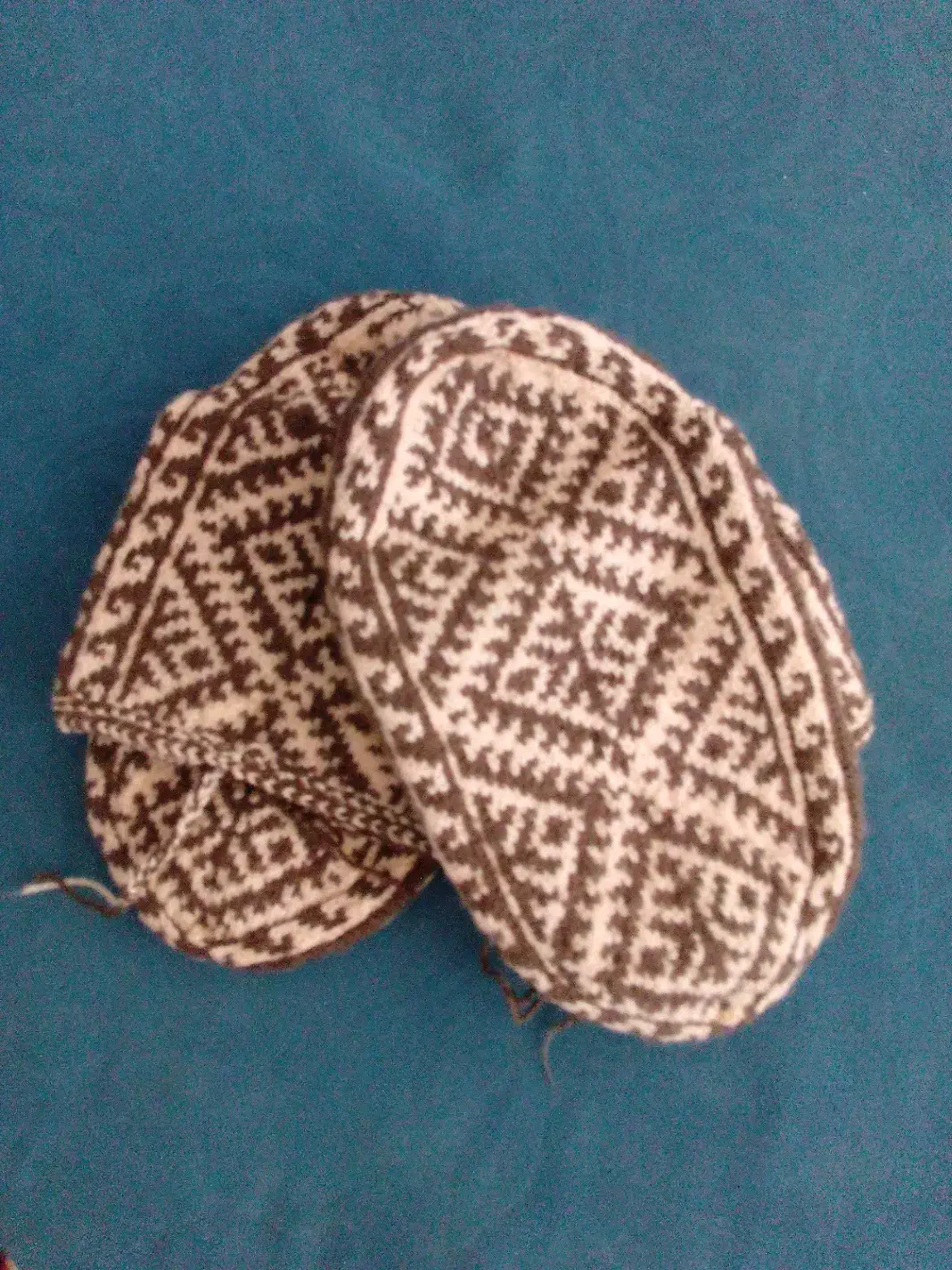 جوراب سنتی|لباس|صومعه‌سرا, |دیوار