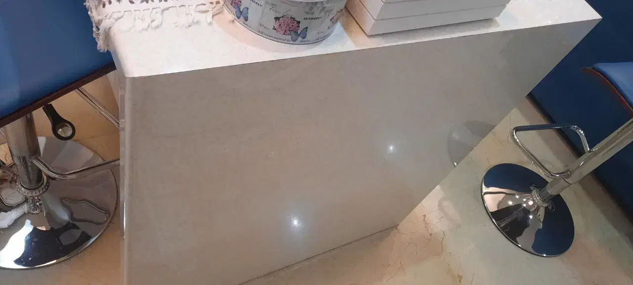 کابینت جزیره و کانتر آشپزخانه با ۴ عدد صندلی گردان|میز و صندلی غذاخوری|تهران, تهرانپارس غربی|دیوار