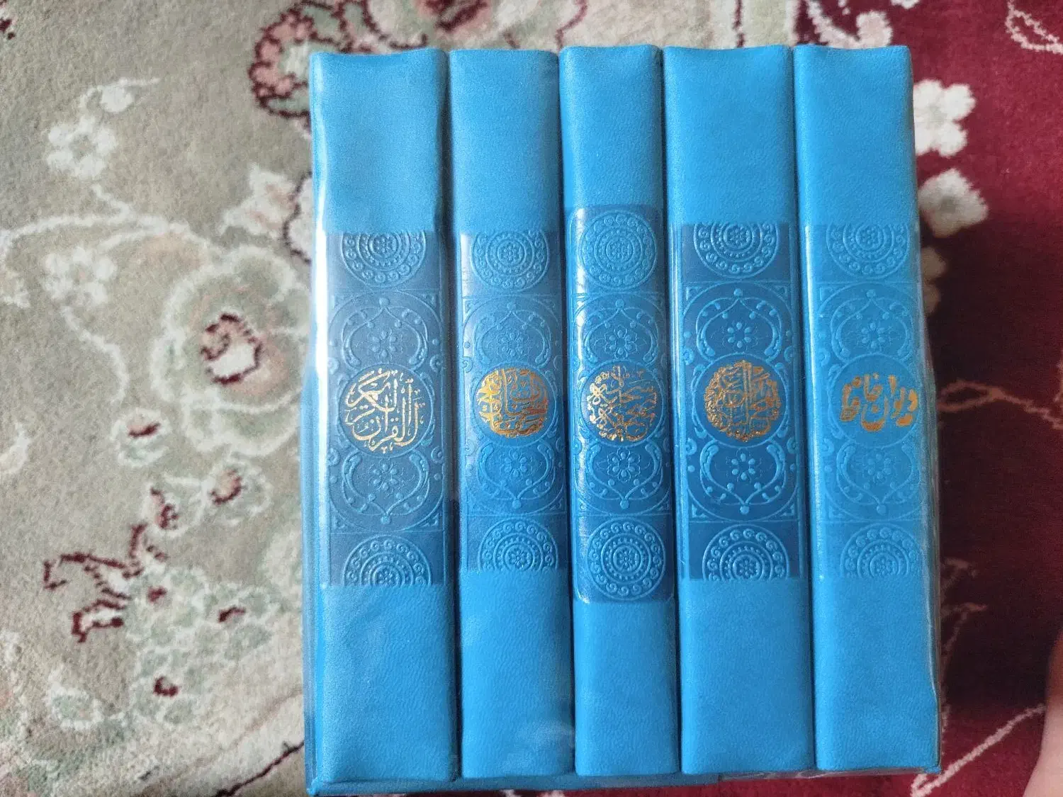 فروش کتب ادعیه قرآن  فانتزی و رنگی با فونت مناسب|کتاب و مجله مذهبی|اهواز, کوی آغاجاری|دیوار