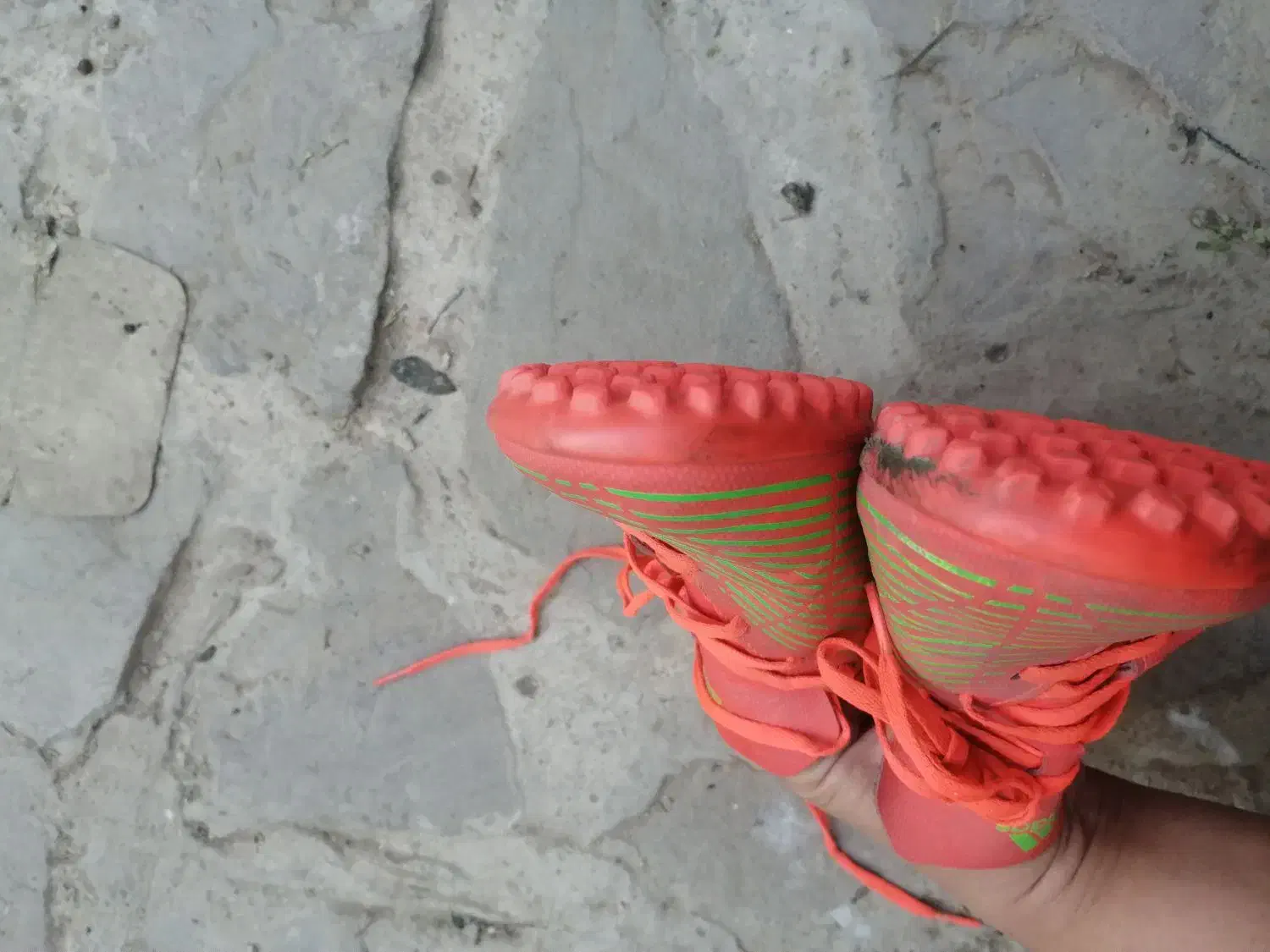 2جفت کتونی ژاپن اورجینال کاملا سالم|کیف، کفش، کمربند|کوهسار (البرز), |دیوار