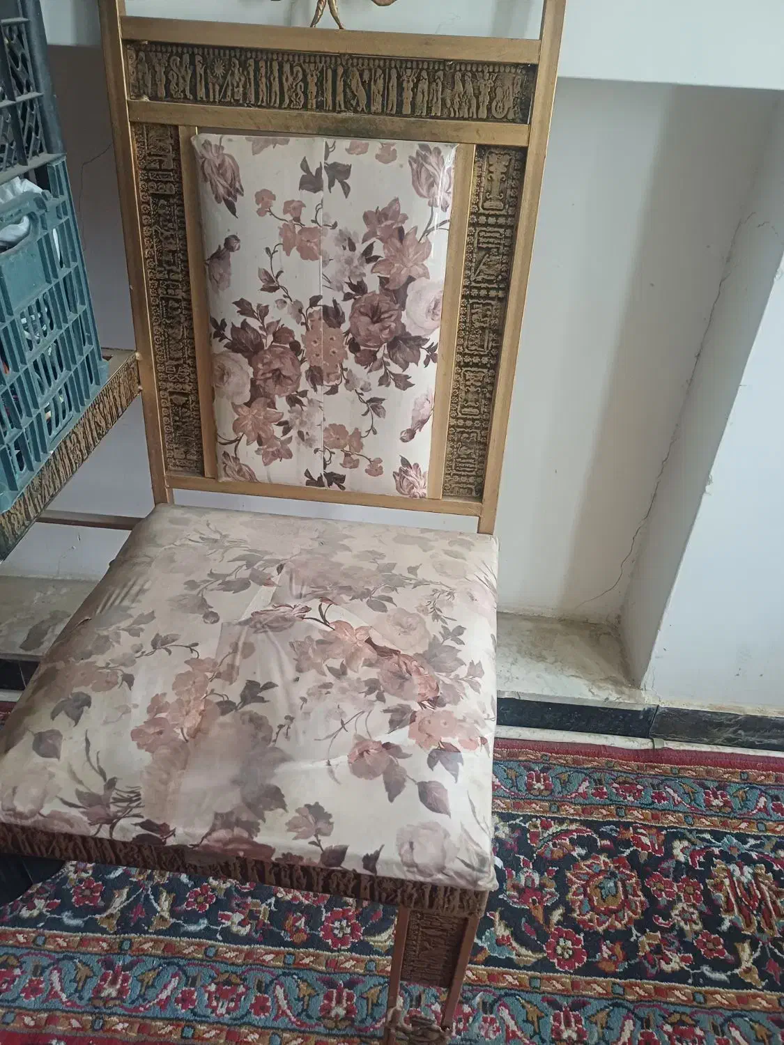 میز تلفن سالم و تمیز و صندلی|میز تلفن|بروجرد, |دیوار