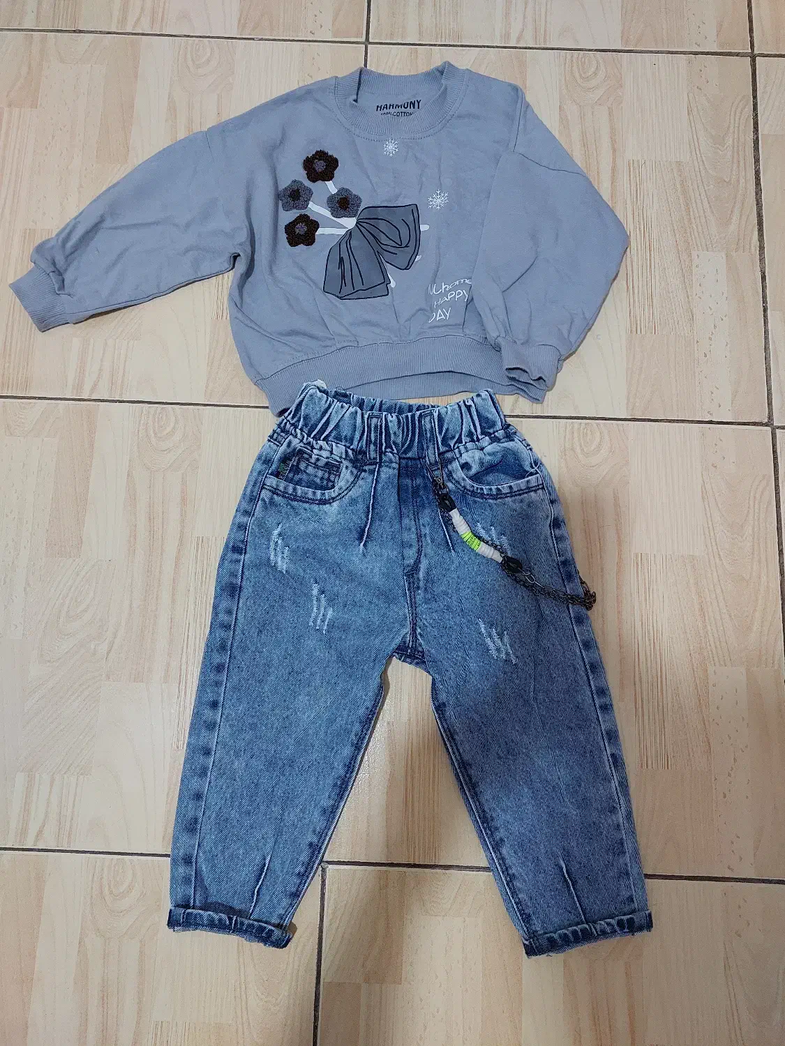 بلوزوشلوارمارک دخترونه|کفش و لباس بچه|بابل, |دیوار