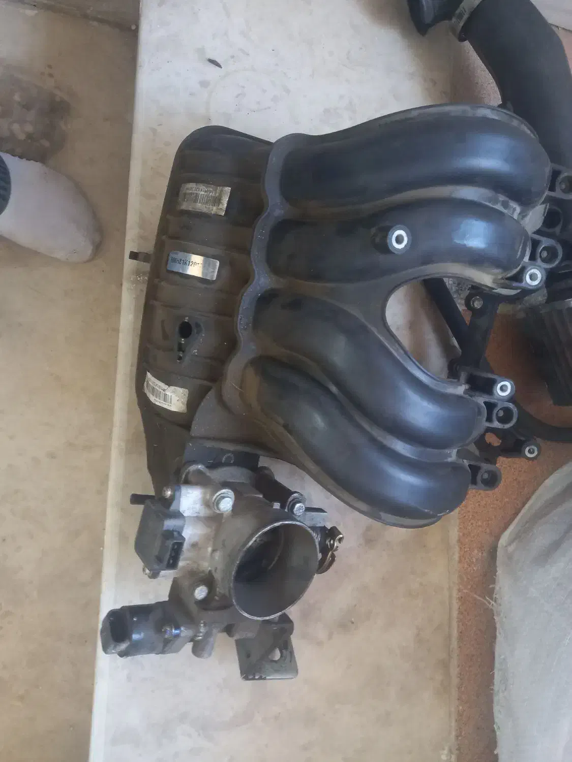 منیفولد ایکس یو ام با دریچه نیسان|قطعات یدکی و لوازم جانبی|ملایر, |دیوار