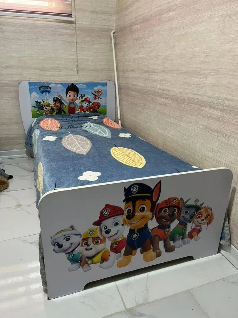 تخت خواب سگهای نگهبان|تخت و صندلی بچه|یزد, |دیوار