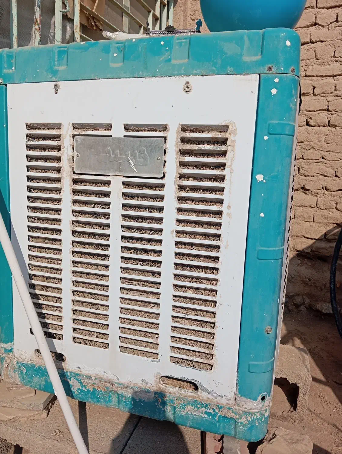 یک عدد کولرآبی|کولر آبی|جیرفت, |دیوار
