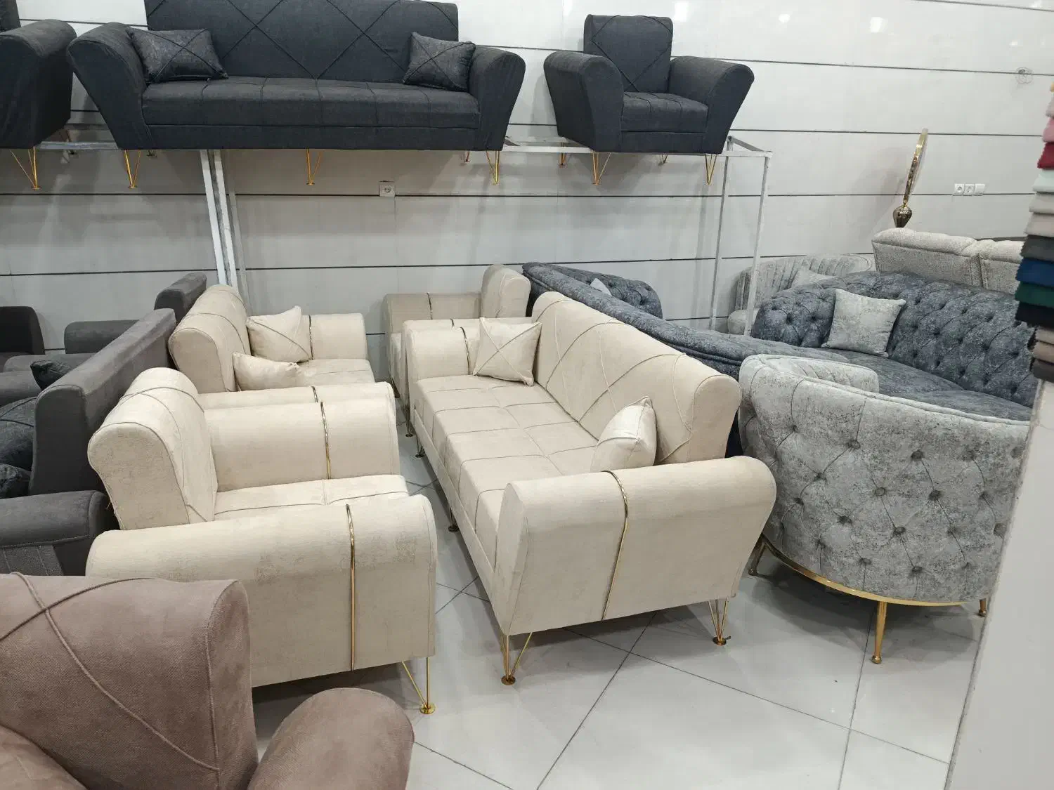 مبل از دم قسط بدون پیش پرداخت|مبلمان خانگی و میز عسلی|بیرجند, |دیوار