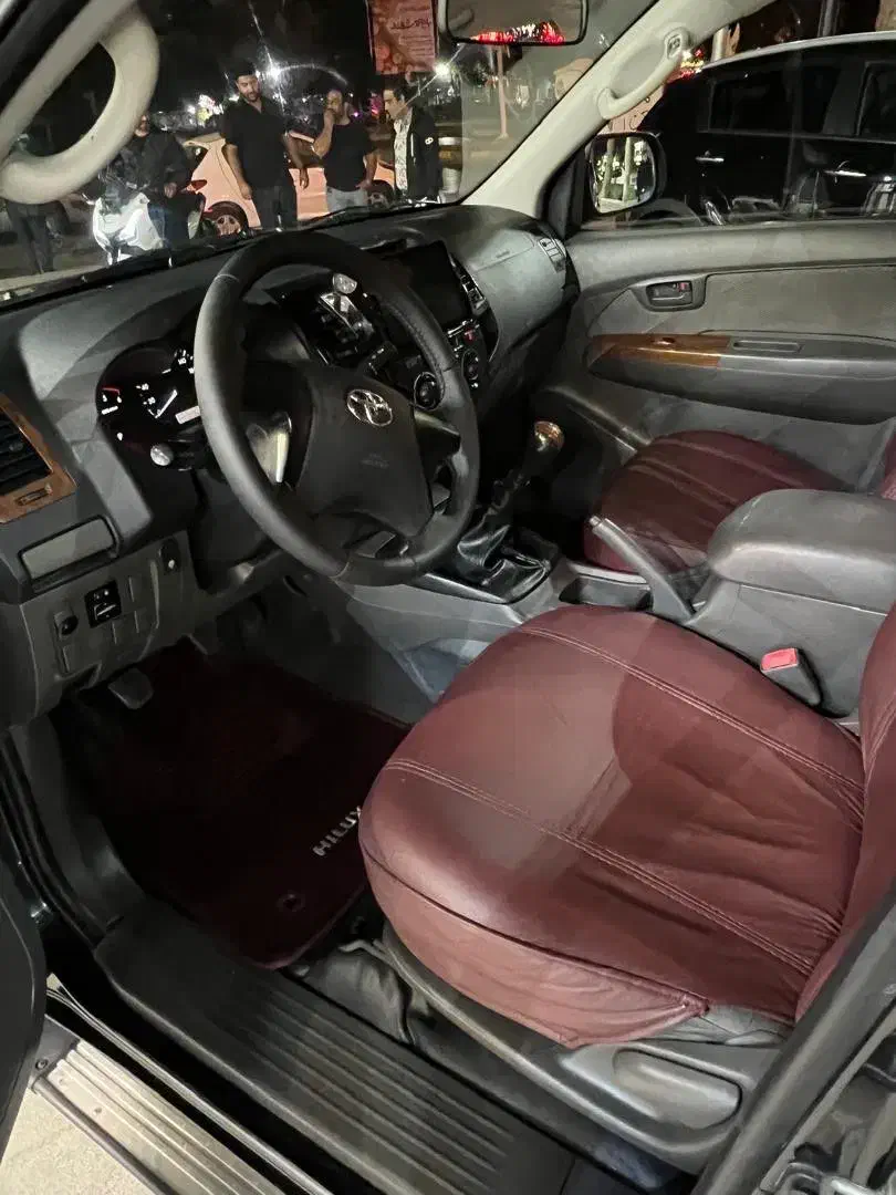 هایلوکس ۲۰۱۴ دیزل تک برگ سند|خودرو سواری و وانت|مشهد, امام خمینی|دیوار