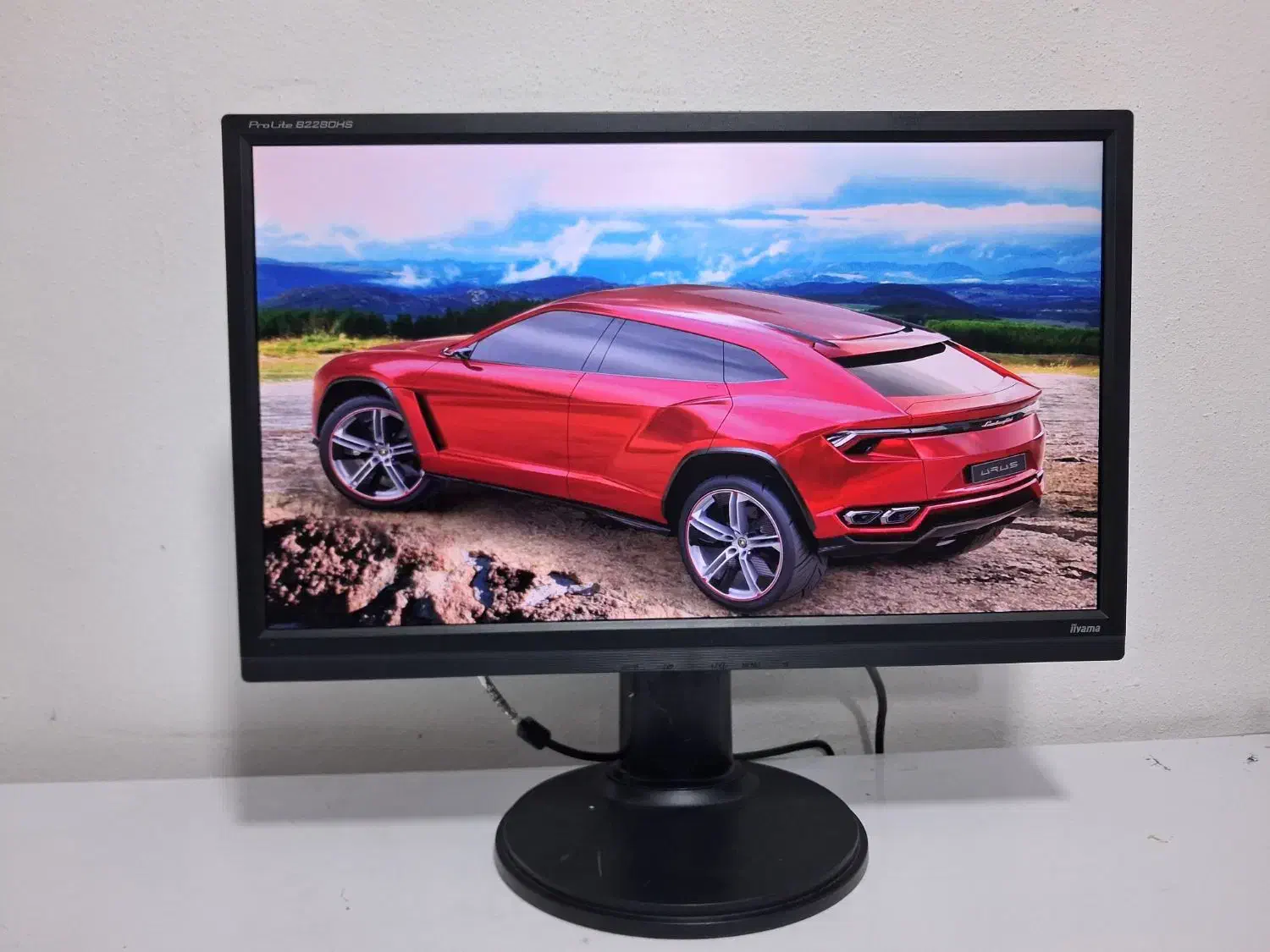 مانیتور 22hdmi دارای اسپیکر با گارانتی|قطعات و لوازم جانبی رایانه|شیراز, زند|دیوار