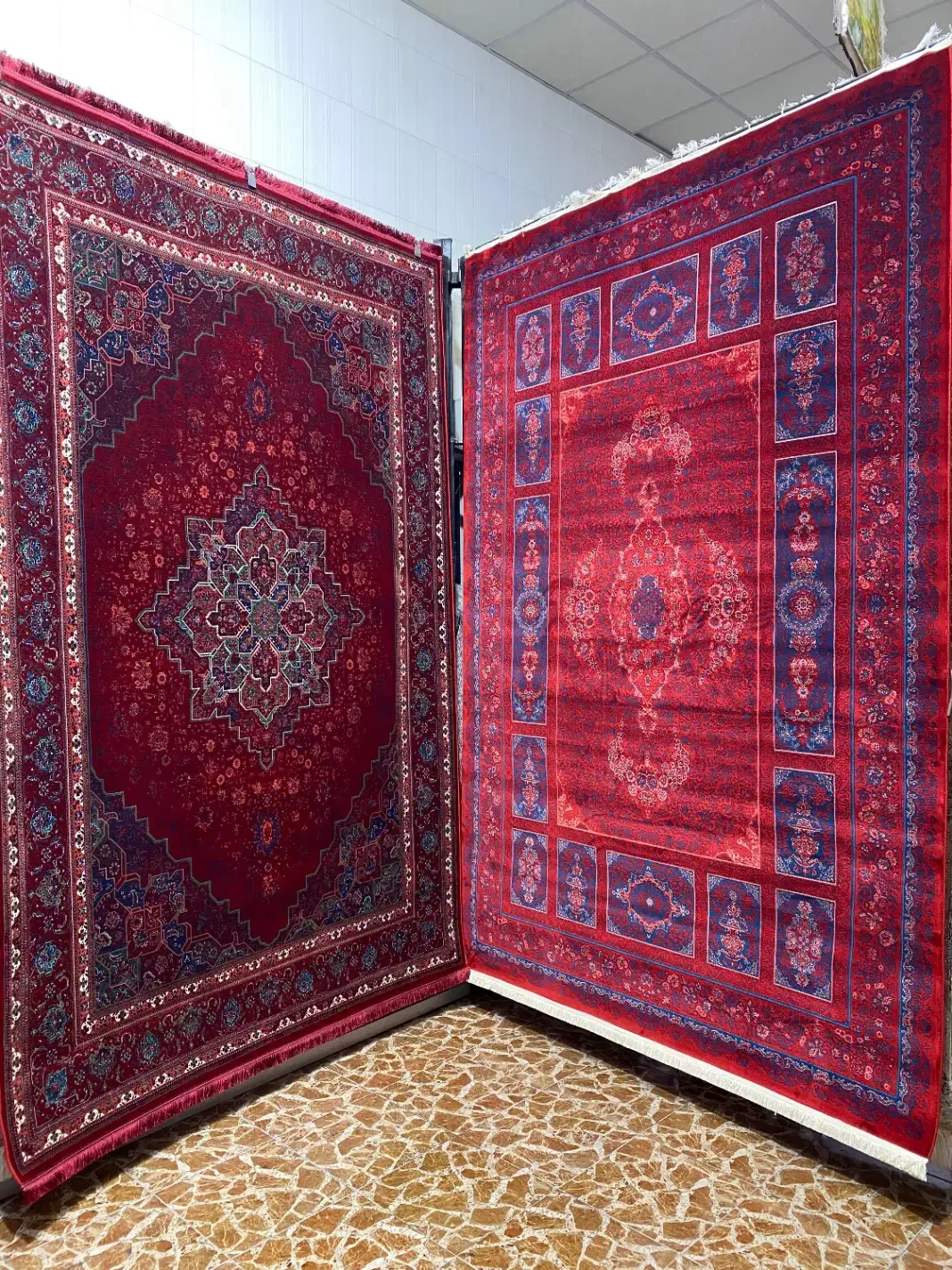 فرش آوانگارد قاجاری 1200شانه نخ(فرش کریم زاده)|فرش|تبریز, |دیوار