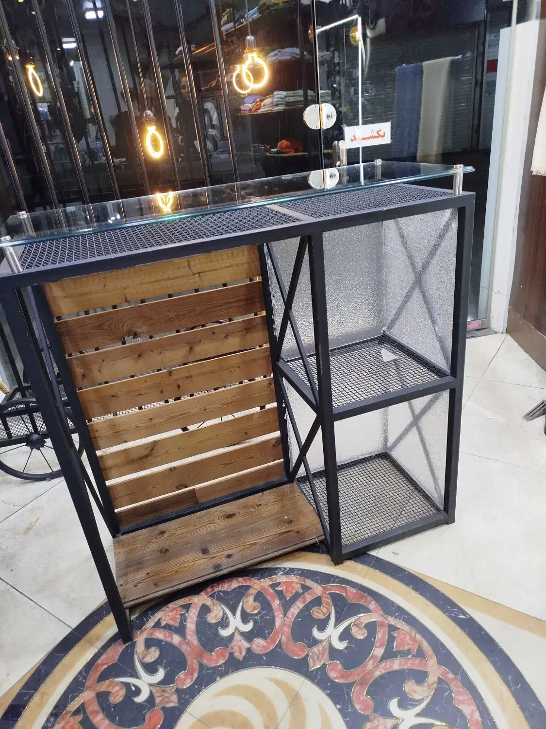 کانتر پیشخوان|فروشگاه و مغازه|لاهیجان, انقلاب|دیوار