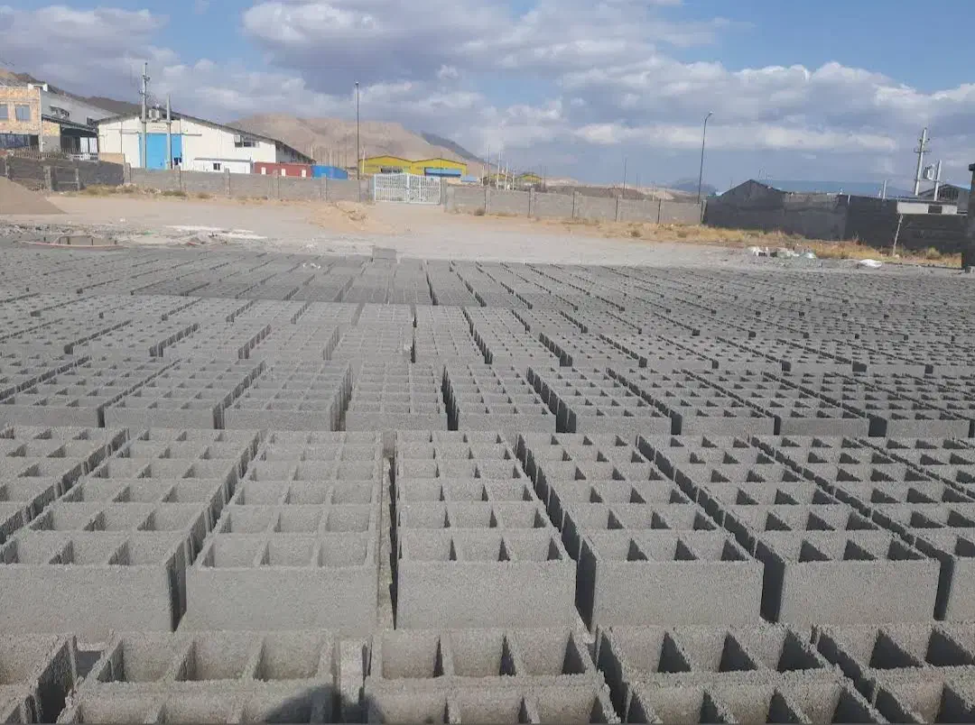 جذب نیروی کار در کارگاه تولید بلوک|استخدام صنعتی، فنی، مهندسی|مهدی شهر, |دیوار