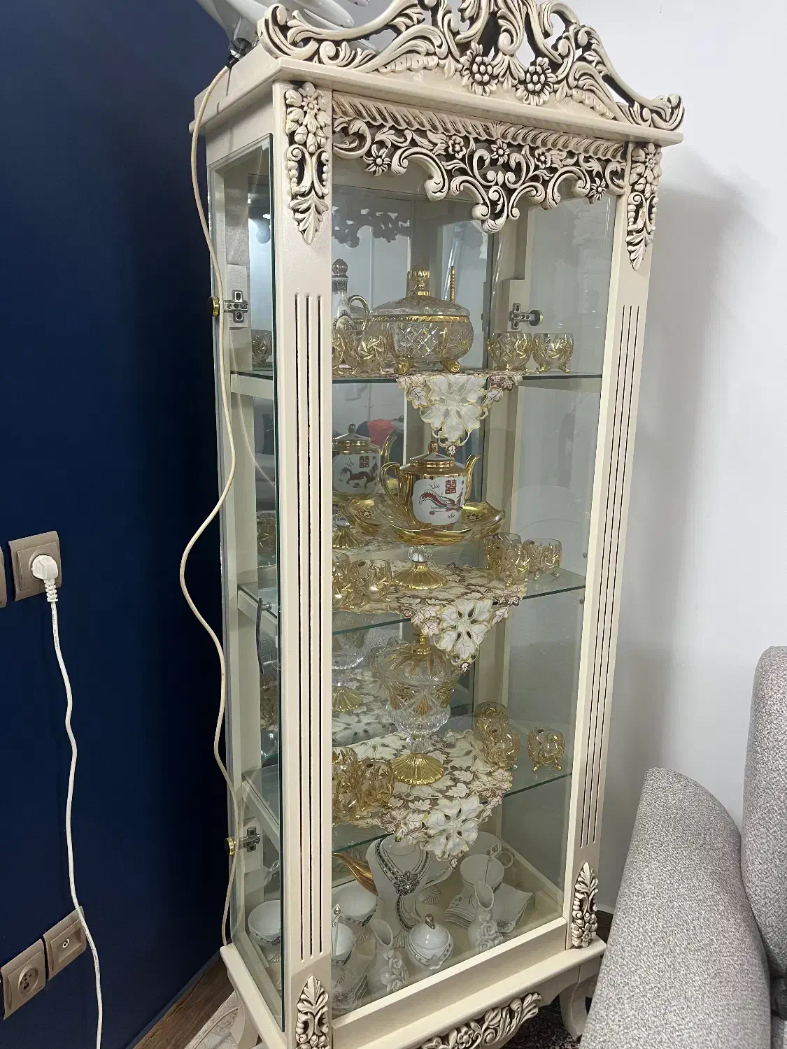 بوفه ی نو و بی نقص|بوفه، ویترین، کنسول|بابل, |دیوار