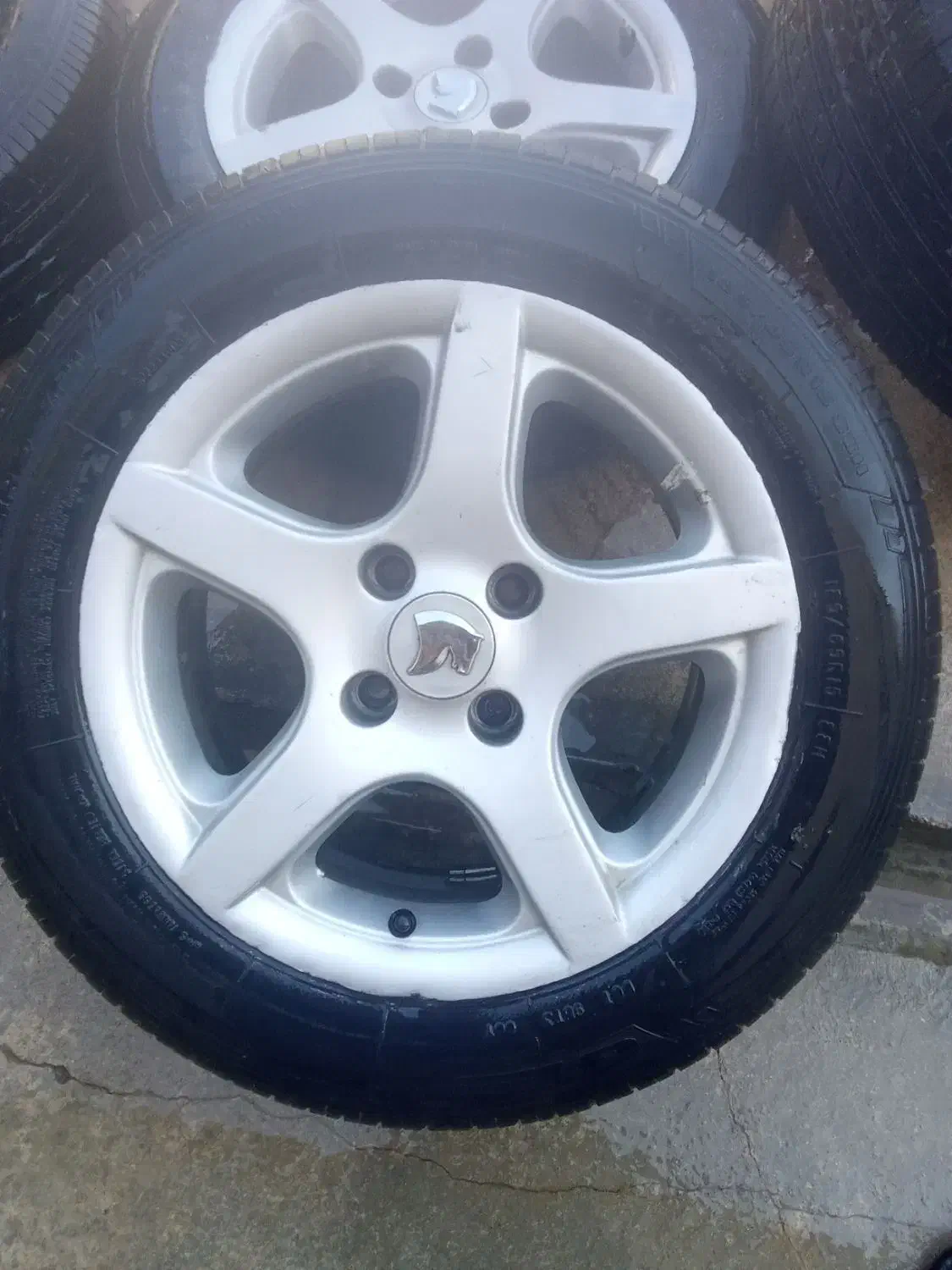 رینگ لاستیک پنج پر|قطعات یدکی و لوازم جانبی|بیستون, |دیوار