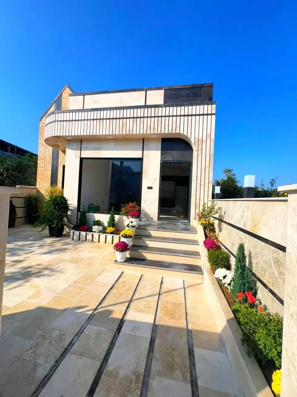 ویلای همه چی تموم که حرفهای زیادی داره|فروش خانه و ویلا|امامزاده عبدالله, |دیوار