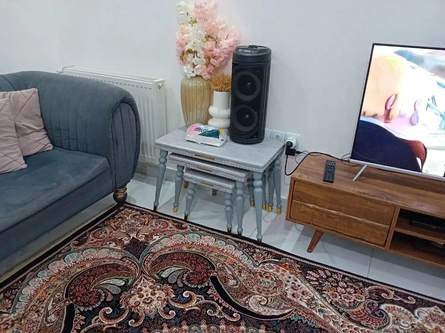 فرش|مبلمان خانگی و میز عسلی|رشت, سلیمانداراب|دیوار