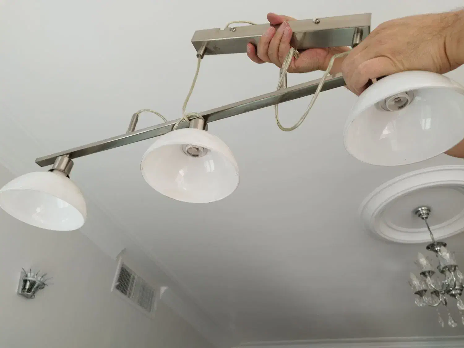 لوستر سه شعله در حد نو|لوستر و چراغ آویز|تهران, شهرک شهید باقری|دیوار