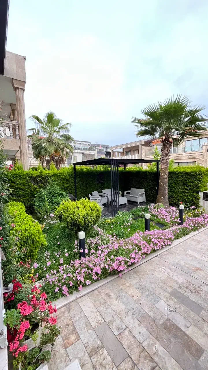 اجاره ویلا استخردار دوبلکس شهرکی|اجارهٔ کوتاهمدت ویلا و باغ|سرخرود, |دیوار