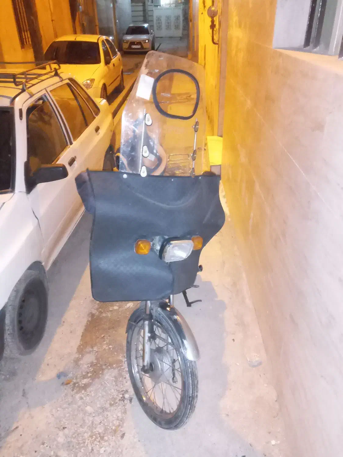 موتور|موتورسیکلت|پرند, فاز ۶|دیوار