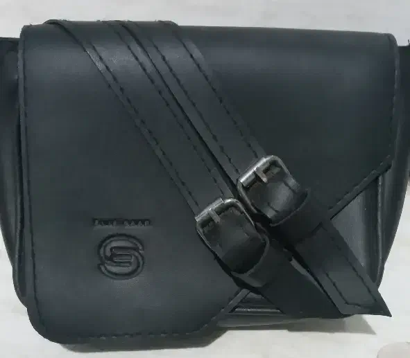 دسته زنجیری|کیف، کفش، کمربند|شیروان (خراسان), |دیوار