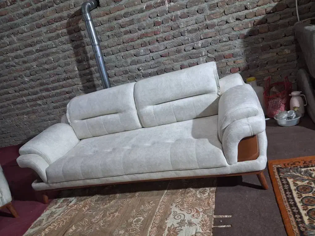 مبل راحتی گرند|مبلمان خانگی و میز عسلی|خوی, |دیوار