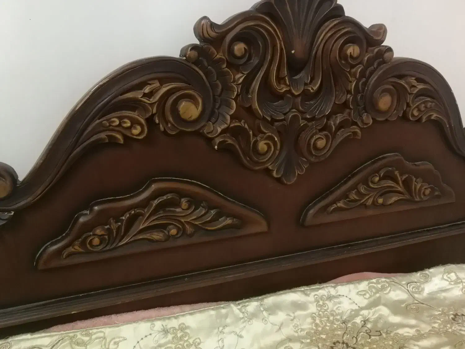 تخت خواب دو نفره|تخت و سرویس خواب|کاشمر, |دیوار