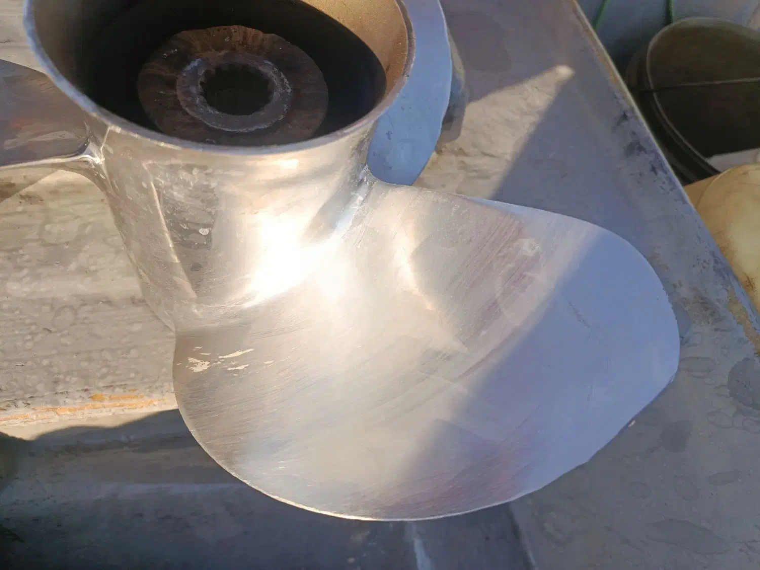 پروانه استیل موتور قایق ۸۵|قایق و سایر وسایل نقلیه|بند زرک, |دیوار