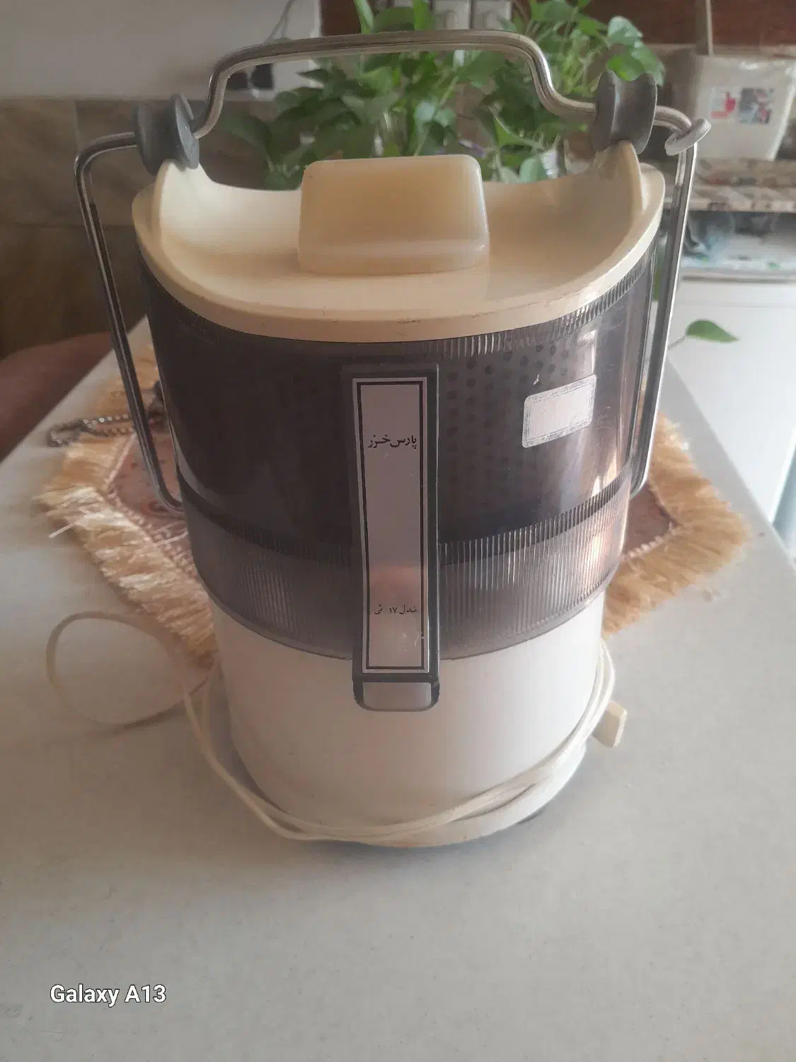 اب میوه گیری اب هویج|آبمیوه‌گیر و آب‌مرکبات‌گیر|یزد, |دیوار