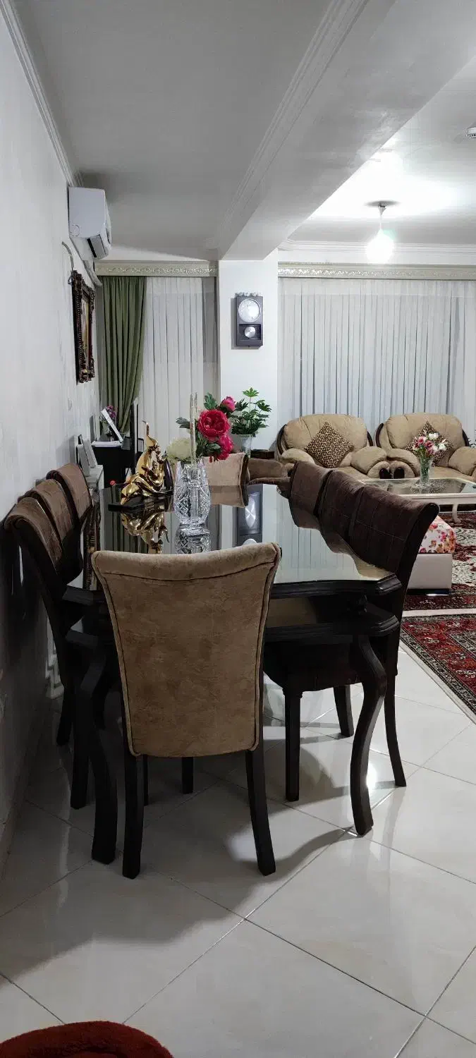 غذاخوری هشت نفره|مبلمان خانگی و میز عسلی|جلفا, |دیوار
