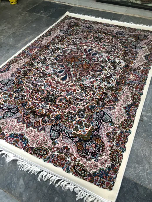 فرش سیمرغ کرم ۱۰۰۰ شانه اصل ۴ متری ۱ تخته اکبند|فرش|تهران, زیبادشت|دیوار