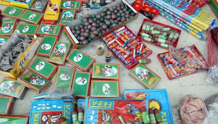 ترقه عمده  اکلیل داریم|اسباب‌‌بازی|پاکدشت, پاکدشت (مامازند)|دیوار