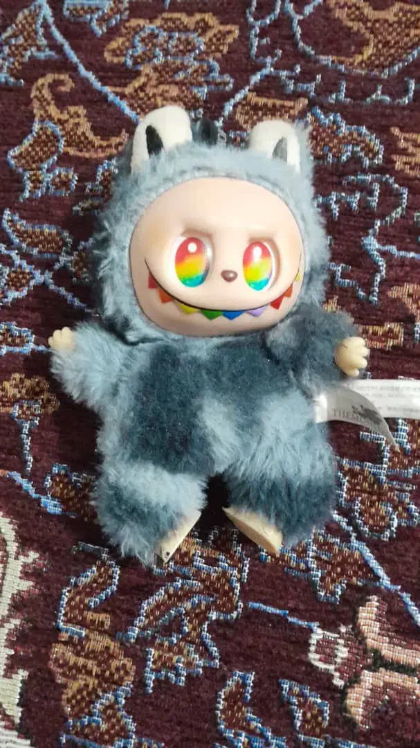 عروسک لبوبو|اسباب‌‌بازی|لردگان, |دیوار