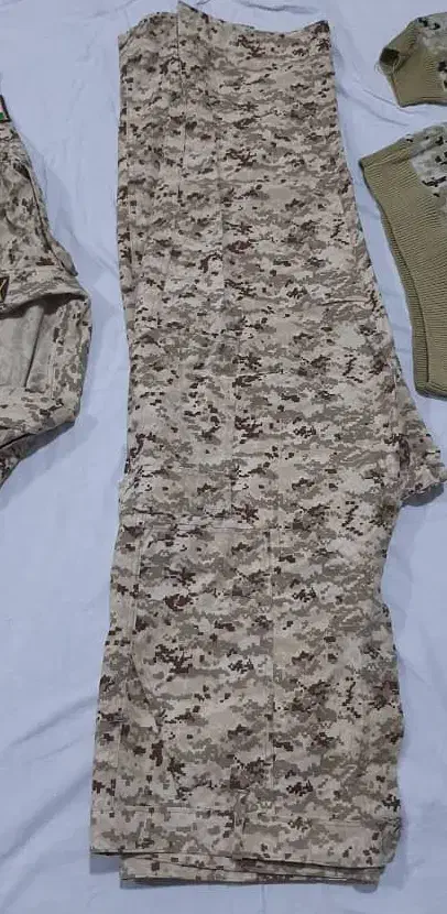 لباس|لباس|هشتگرد, شهرک راه آهن|دیوار