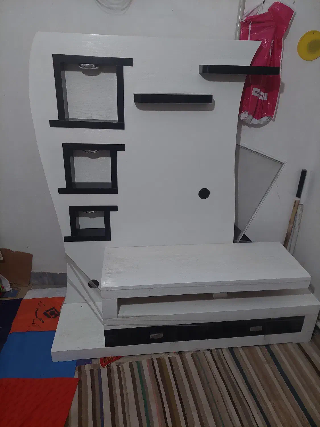 میز تلویزیون و بوفه فانتزی|بوفه، ویترین، کنسول|مهدی شهر, |دیوار