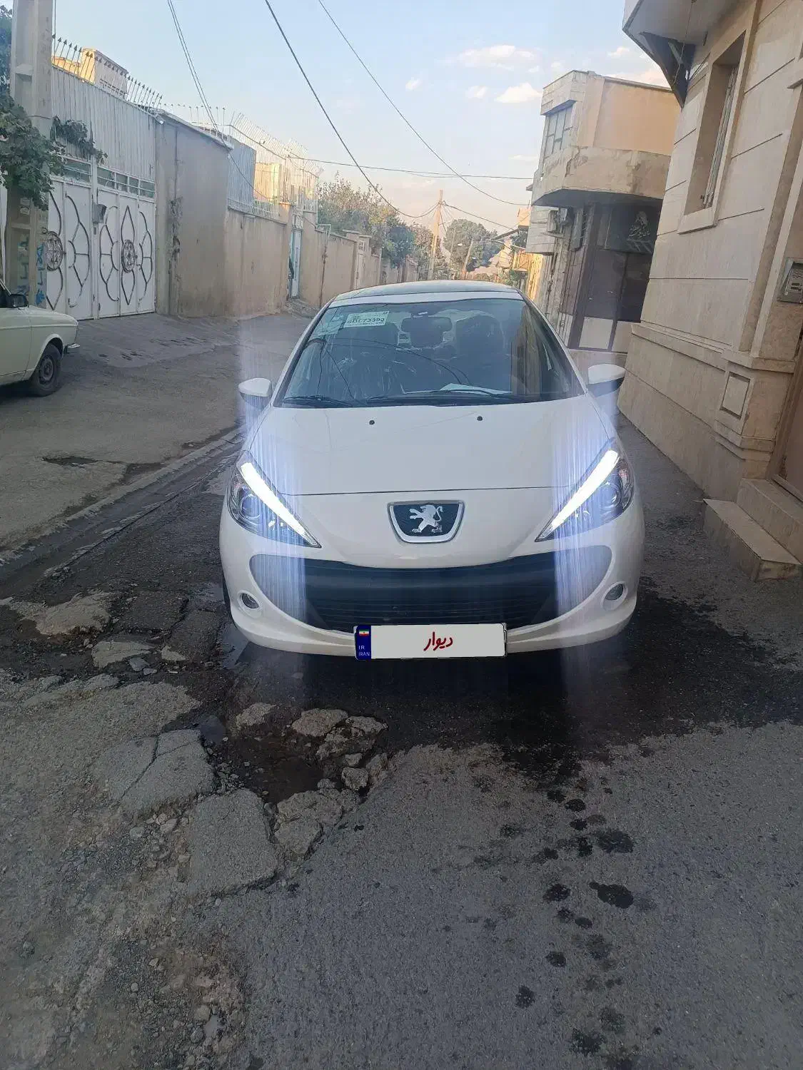 207|خودرو سواری و وانت|کرمانشاه, |دیوار