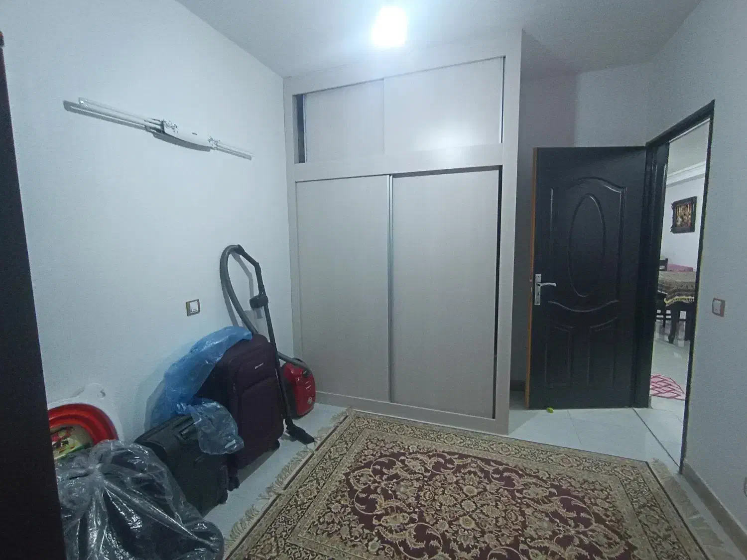 ۱۱۰متر آپارتمان دوخواب/ بلوارجمهوری کد۱۶۳۷۳|اجارهٔ آپارتمان|تنکابن, |دیوار