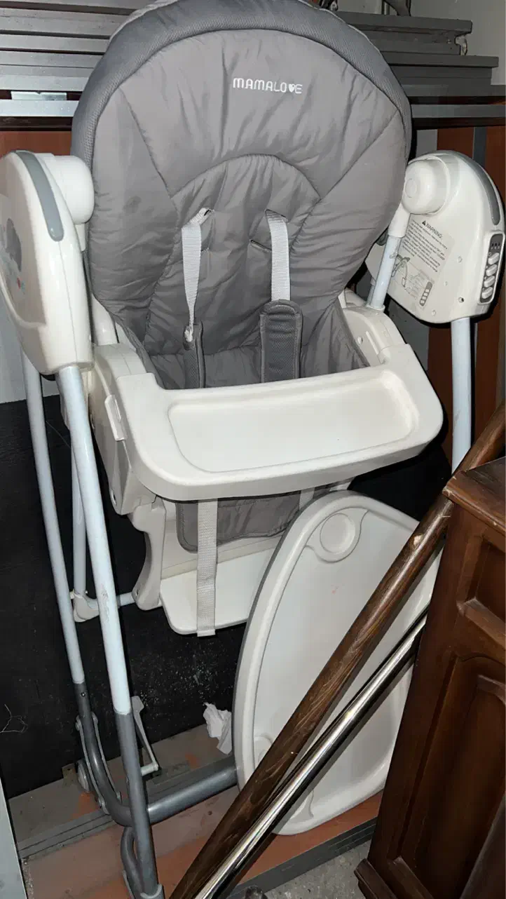 صندلی غذا موزیکال و تاب هم داره|تخت و صندلی بچه|تهران, زعفرانیه|دیوار