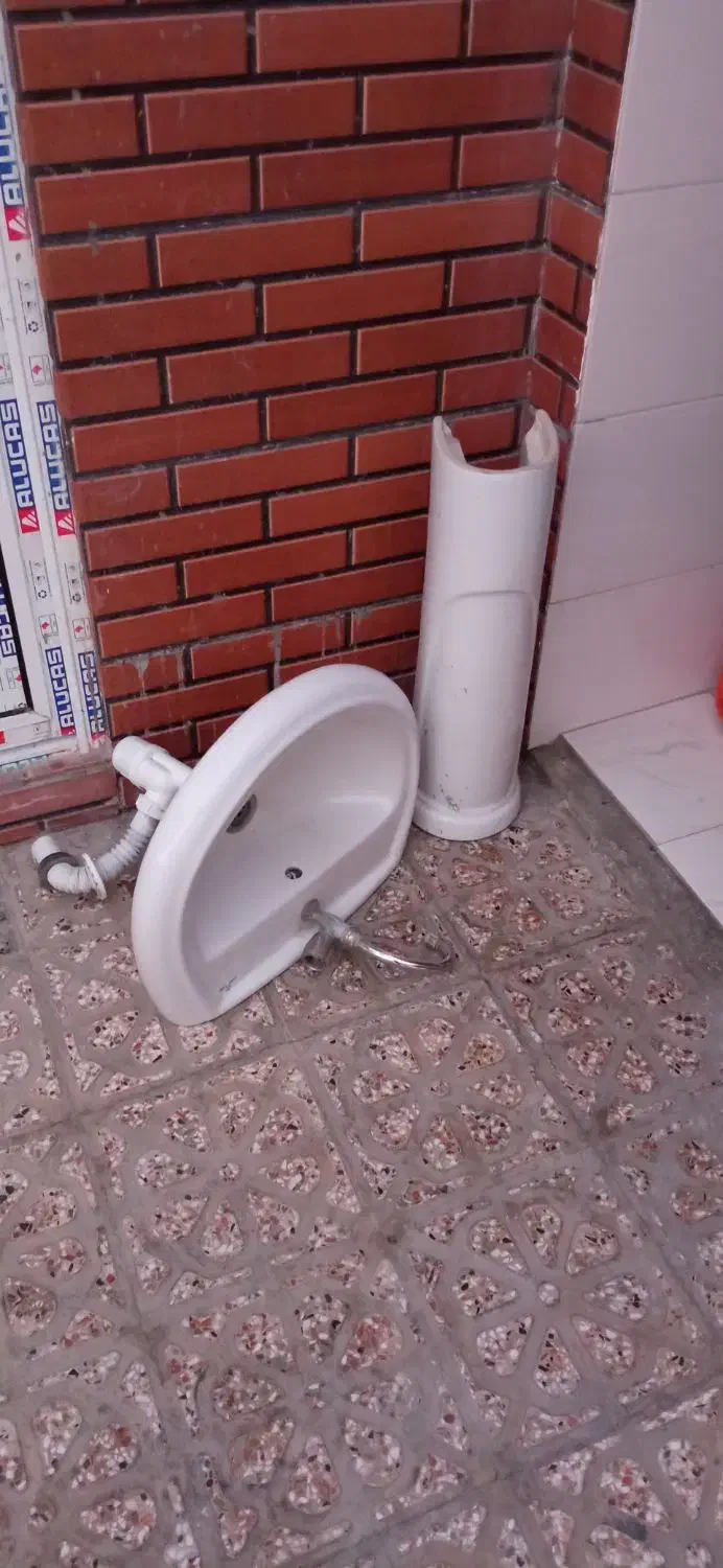 روشویی|لوازم سرویس بهداشتی|نجف‌آباد, باغ نو|دیوار