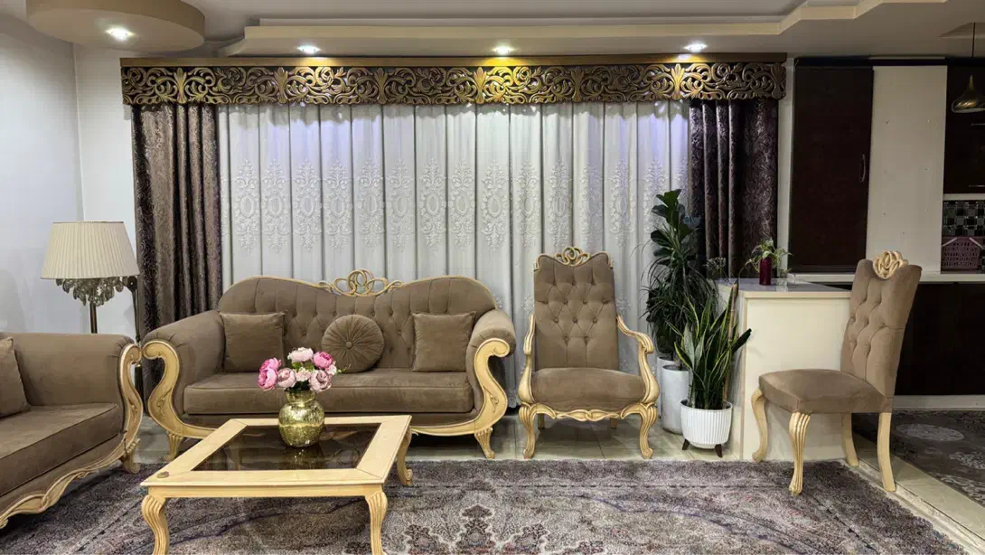 مبل ۹ نفره نیمه کلاسیک|مبلمان خانگی و میز عسلی|آمل, |دیوار