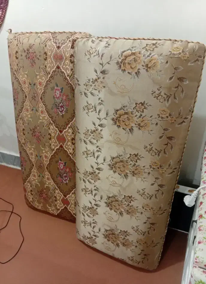 پشتی دو رو تمیز و نو|پشتی|اندیمشک, |دیوار