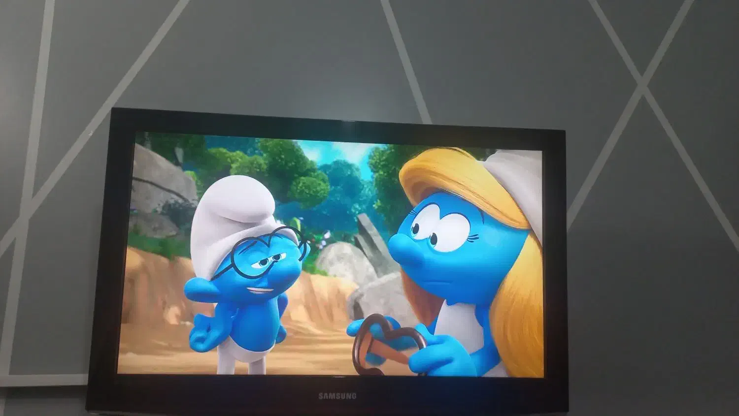 تلوزیون ۳۲ اینچ سامسونگ اصل کره|تلویزیون و پروژکتور|محمدیه-قزوین, |دیوار