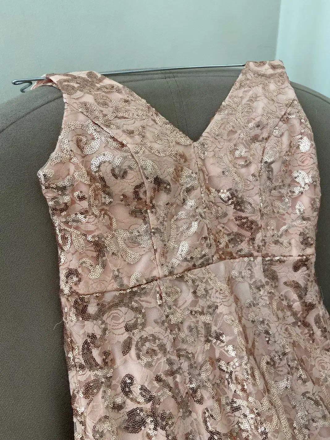 لباس مجلسی|لباس|پردیس, فاز ۴|دیوار