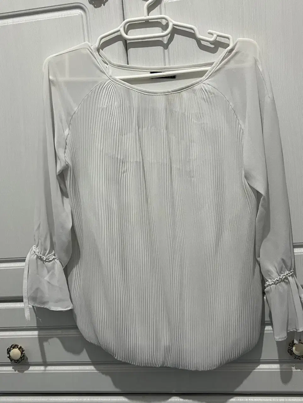 شومیز مجلسی|لباس|رشت, توشیبا|دیوار