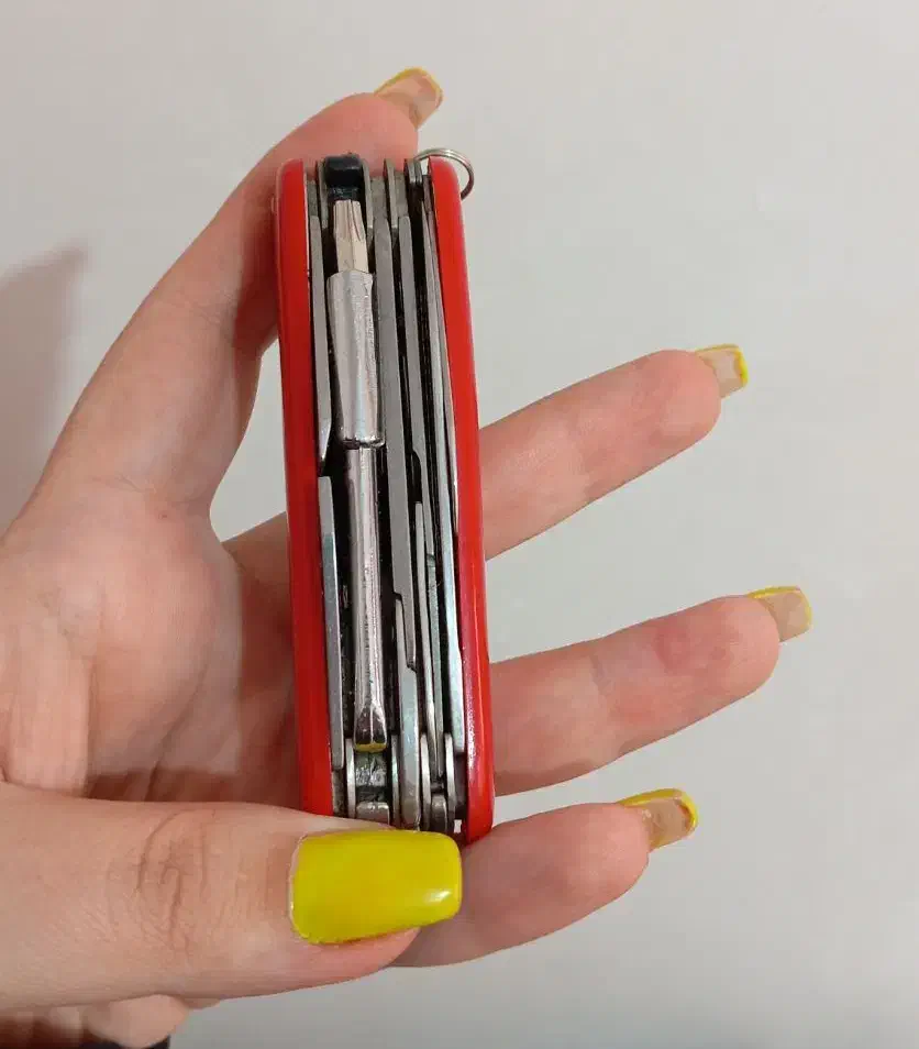 چاقو12کاره|کوهنوردی و کمپینگ|کرمانشاه, |دیوار