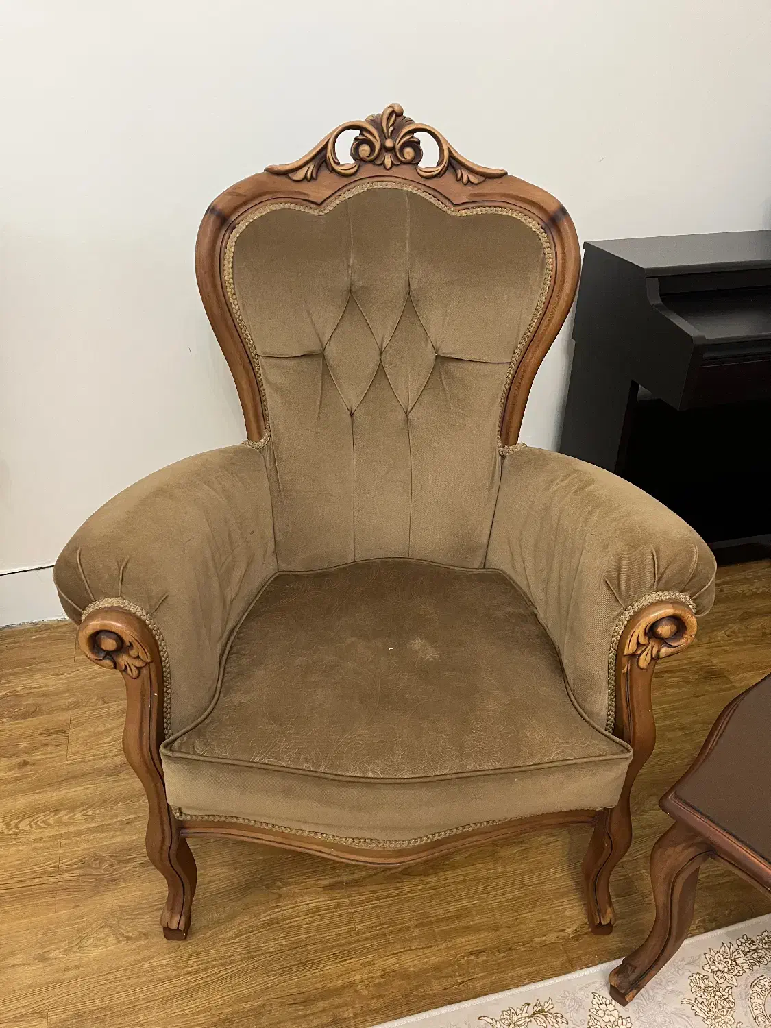 مبل ۷نفره در حد نو|مبلمان خانگی و میز عسلی|چمران, |دیوار