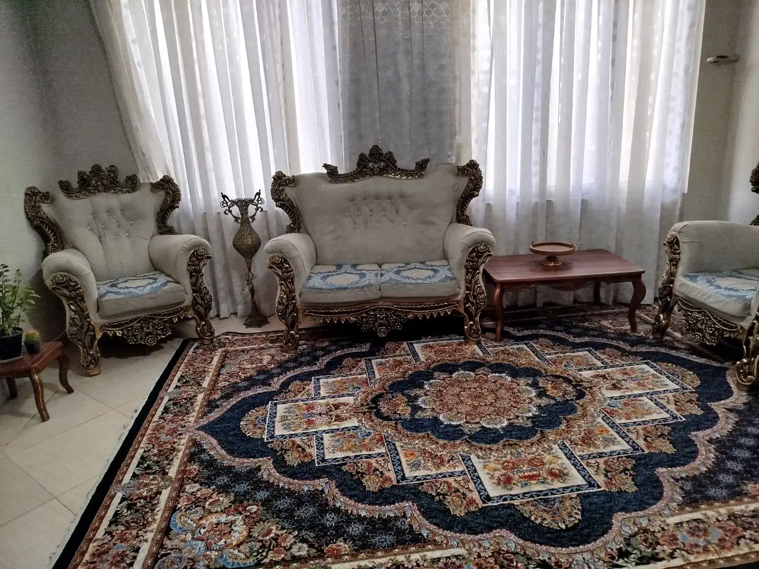 مبل سلطنتی|مبلمان خانگی و میز عسلی|ری, جوانمرد قصاب|دیوار